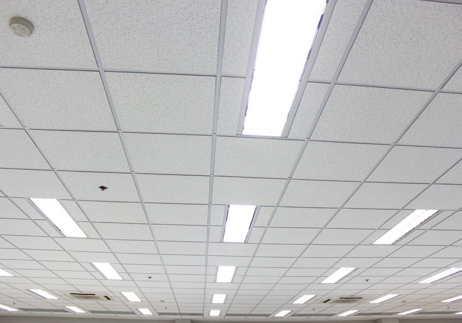 Vai trò của la phông trong việc kiểm soát nhiệt - Vichem.vn Vai trò của la phông trong việc kiểm soát nhiệt - Vichem.vn